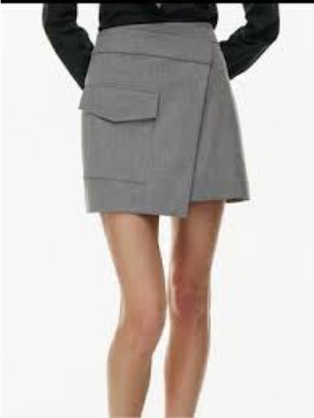 Aritzia Tailored Gray Cargo Pocket Mini Skirt
